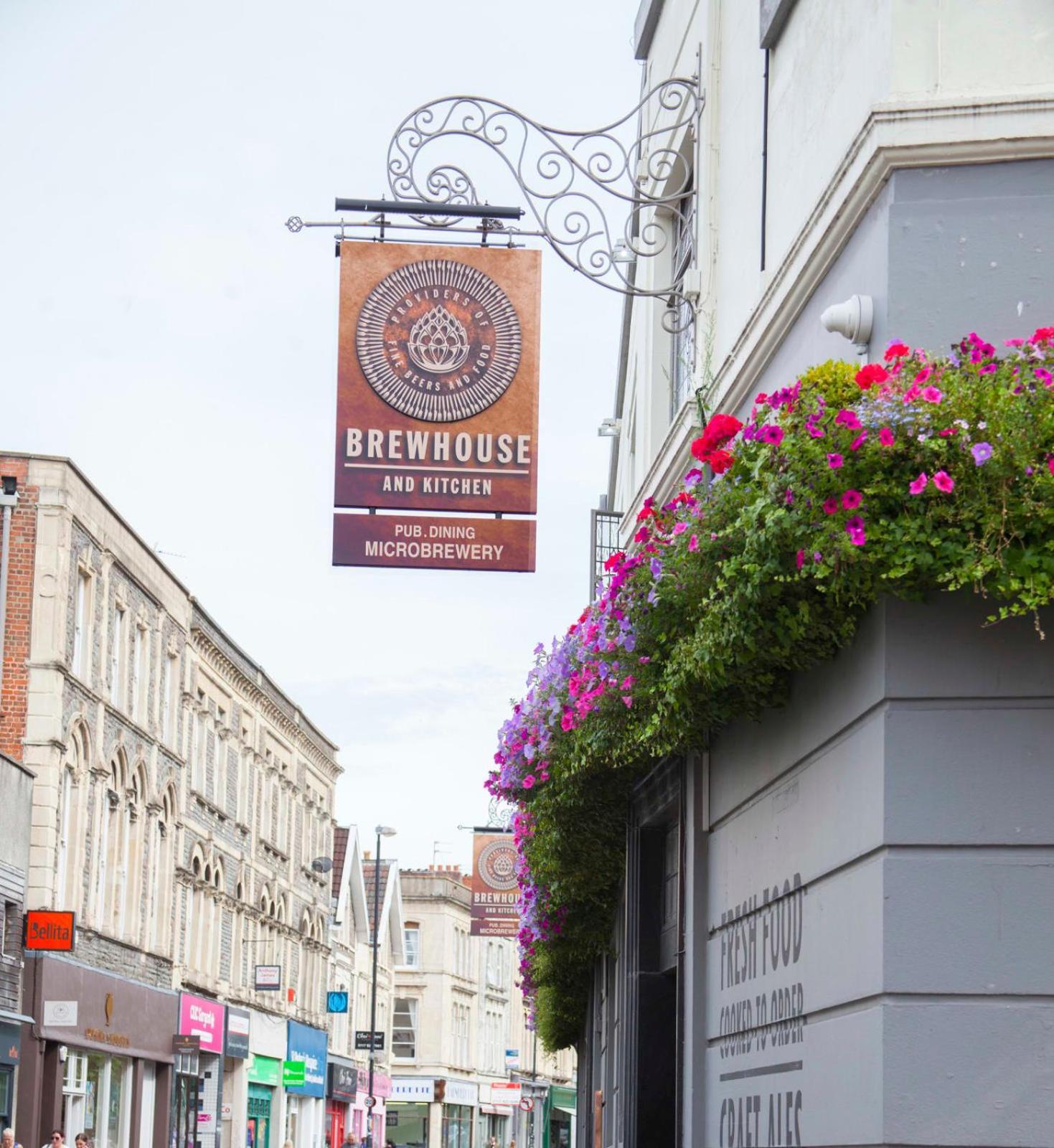Higgihaus 7 Bed Sleeps Up To 18 Big Groups Best Location Bristol Exterior foto